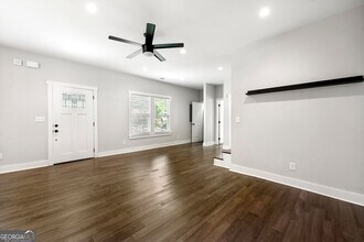 1382 Westboro Dr SW in Atlanta, GA - Building Photo - Building Photo
