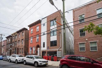 1511 N 17th St in Philadelphia, PA - Building Photo - Building Photo