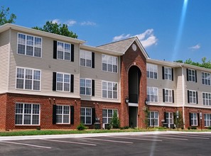 Legacy at Friendly Manor in Greensboro, NC - Building Photo - Building Photo