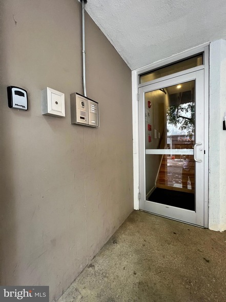 1120 Walnut St in Philadelphia, PA - Building Photo - Building Photo