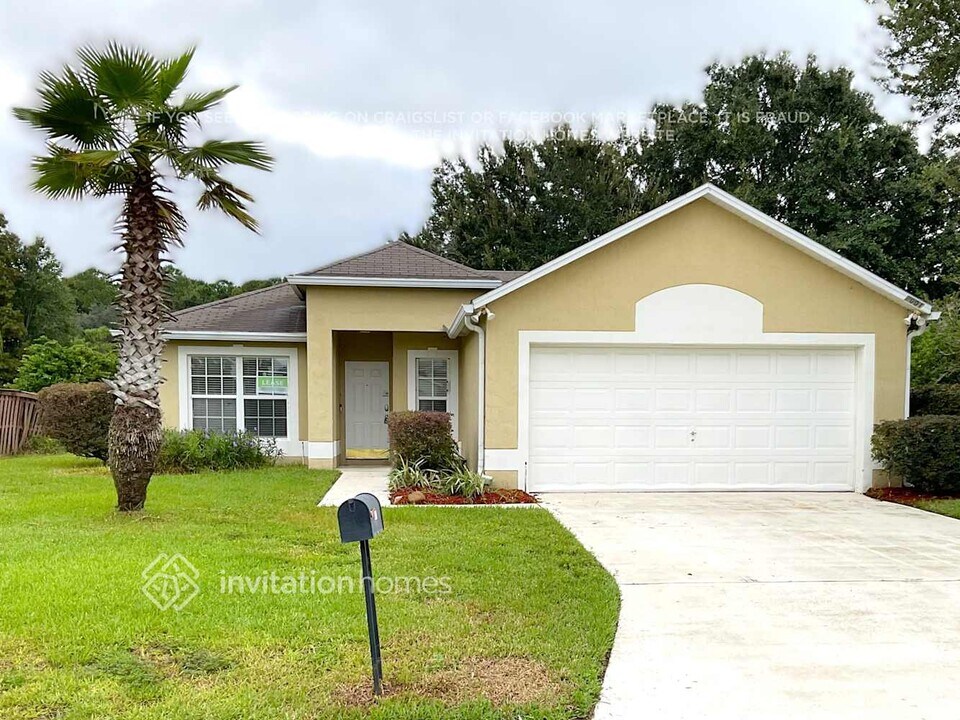 2001 Millington Ln in Jacksonville, FL - Building Photo