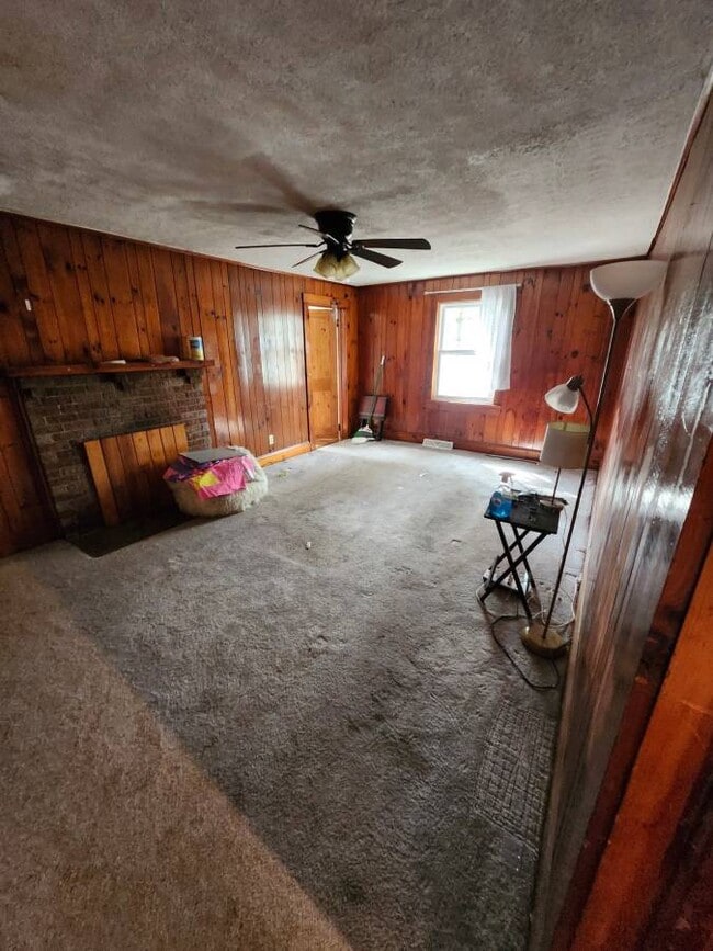 155 Clement St, Unit A in Boone, NC - Foto de edificio - Building Photo