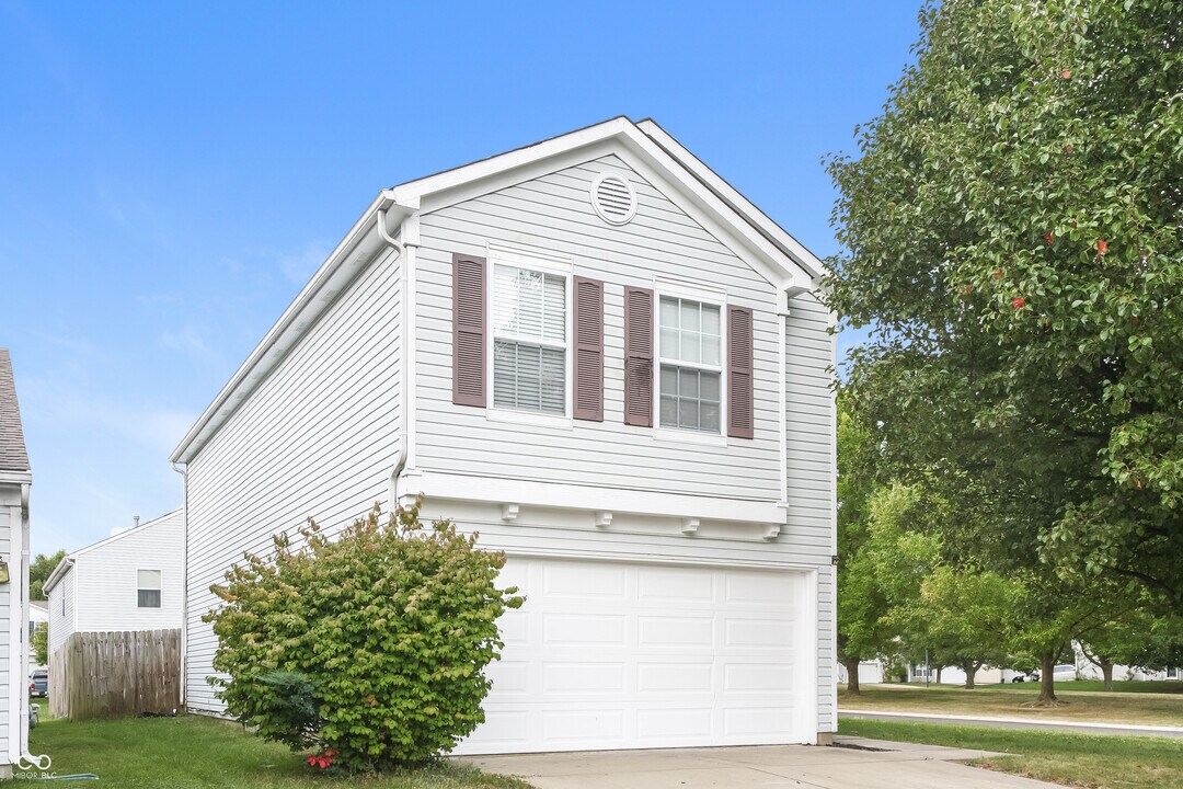 4506 Redcliff S Ln in Plainfield, IN - Building Photo