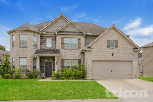 property at 8000 Hillside Climb Wy