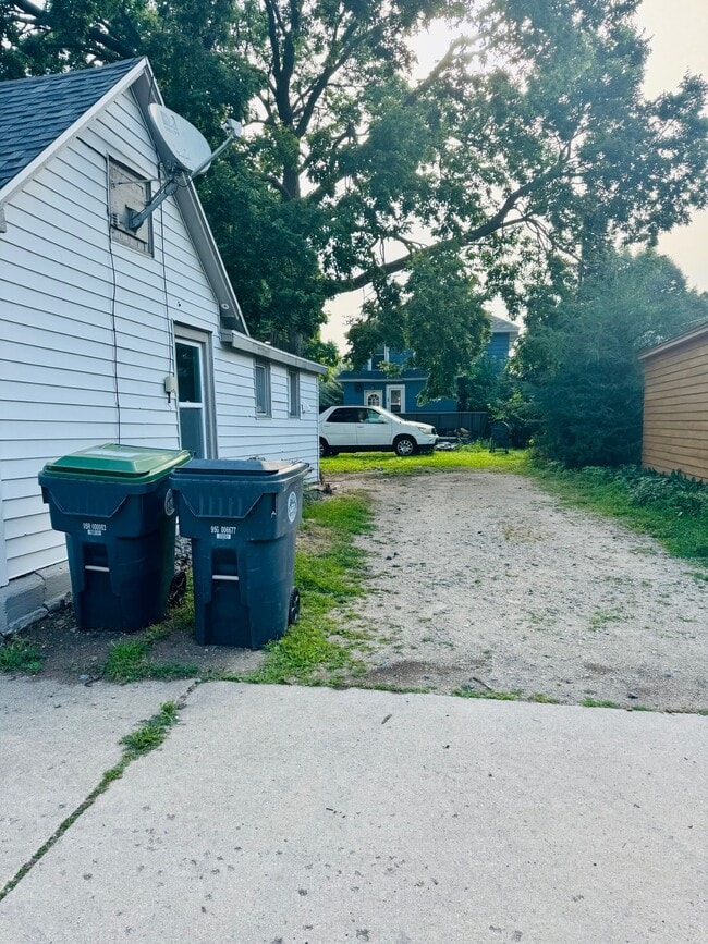 1220 Moore St in La crosse, WI - Building Photo - Building Photo