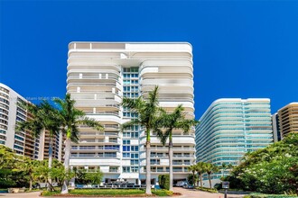 10155 Collins Ave, Unit # 1009 in Bal Harbour, FL - Building Photo - Building Photo