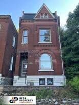 1945 Congress St in St. Louis, MO - Building Photo