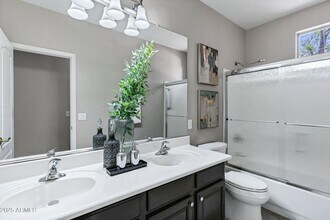 2260 E Binner Dr in Chandler, AZ - Building Photo - Building Photo