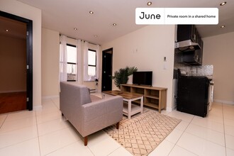 Private bedroom in 4 bed/2 bath Home in New York, NY - Building Photo - Building Photo