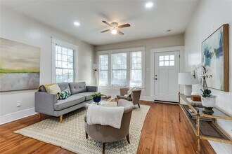 517 S Vernon Ave in Dallas, TX - Building Photo - Building Photo