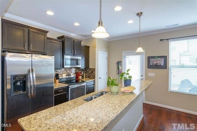 408 Morgan Brook Way in Rolesville, NC - Building Photo - Building Photo