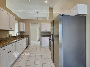 727 Bryson Loop in Lakeland, FL - Foto de edificio - Building Photo