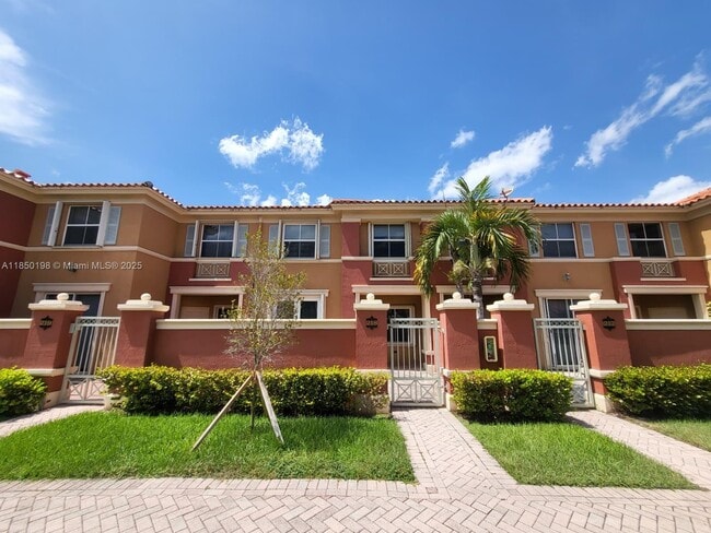 11438 NW 62nd Terrace in Miami, FL - Building Photo - Building Photo