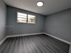 15018 SW 80th Terrace in Miami, FL - Building Photo - Building Photo