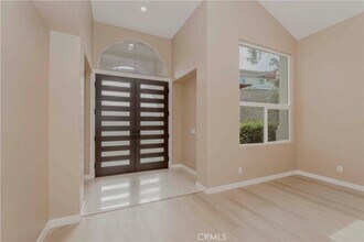 5338 Chariton Ave, Unit 716 in Los Angeles, CA - Building Photo - Building Photo