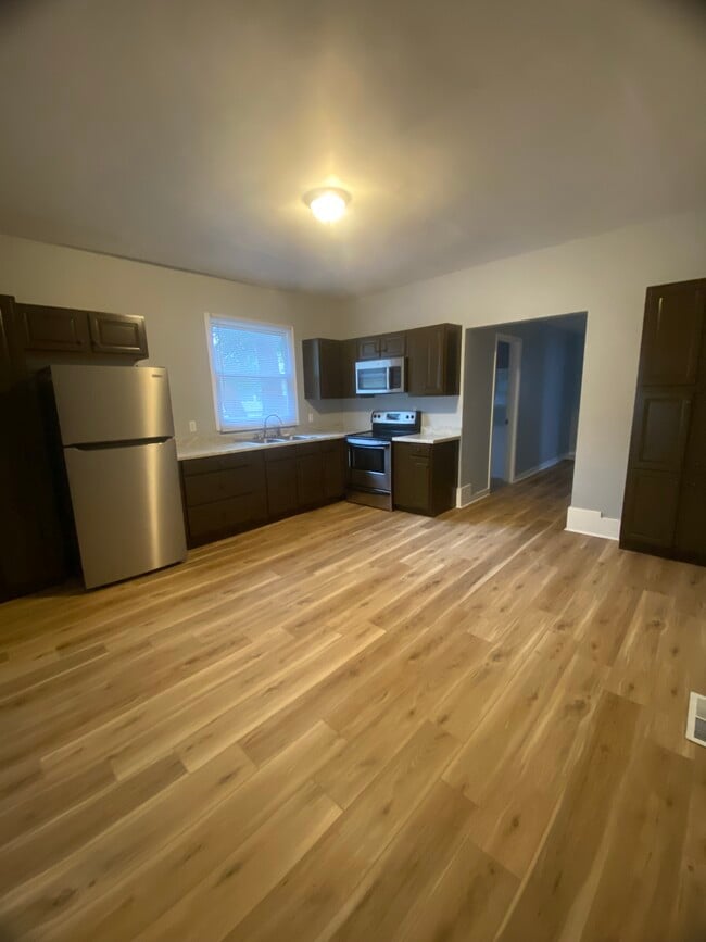 property at 2717 Slevin St