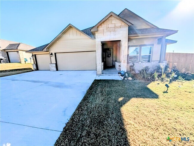 305 Bobby Lou Ln in Copperas Cove, TX - Building Photo - Building Photo