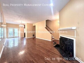 310 W 10th St in Charlotte, NC - Building Photo - Building Photo