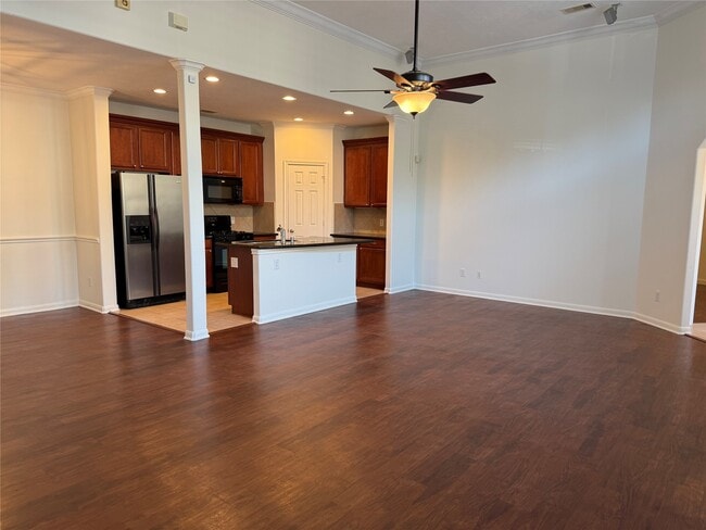 property at 3611 Cedar Flats Ln