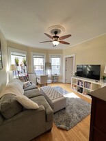 176 Elm St, Unit 2 in North Cambridge, MA - Building Photo