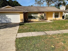 7031 Hennepin Blvd in Orlando, FL - Building Photo