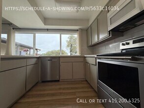 9220 Canyon Oak Rd in Salinas, CA - Building Photo - Building Photo