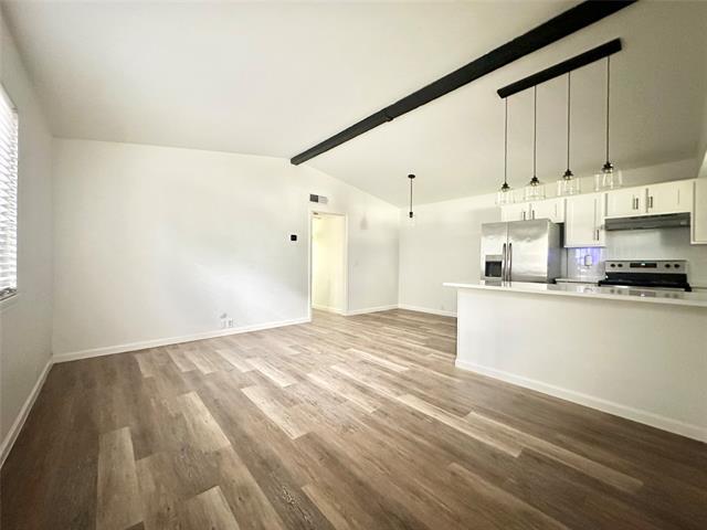 property at 4933 Curzon Ave