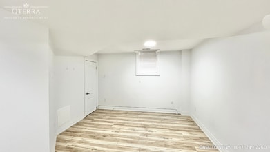 4695 Apple Blossom Cir in Mississauga, ON - Building Photo - Building Photo
