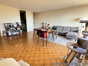 125 Chiswick Rd, Unit 511 in Boston, MA - Building Photo - Building Photo