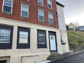 5801 Lincoln Ave, Unit A in Export, PA - Building Photo