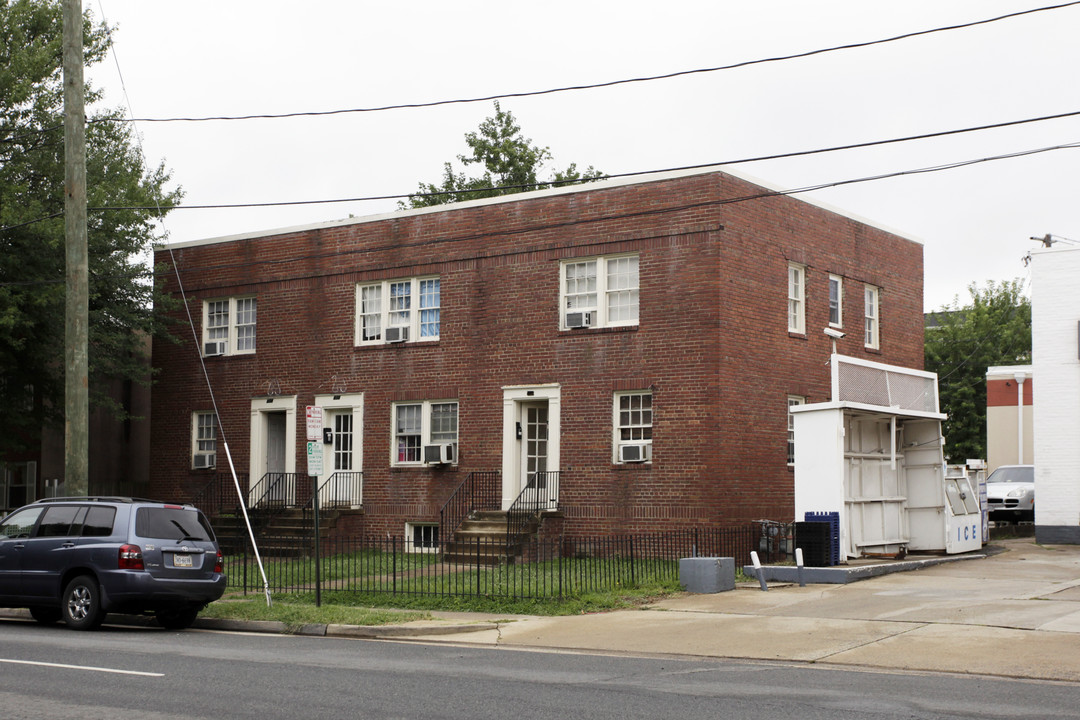 428-432 N Henry St in Alexandria, VA - Building Photo