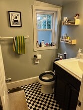 627 Tennelle St SE in Atlanta, GA - Foto de edificio - Building Photo