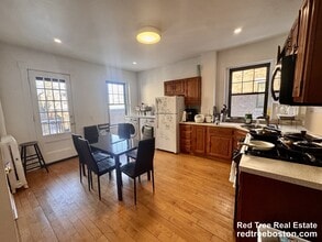 1173 Commonwealth Ave, Unit 3 in Boston, MA - Foto de edificio - Building Photo