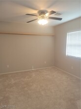 2726 Peekskill Ave in Henderson, NV - Building Photo - Building Photo