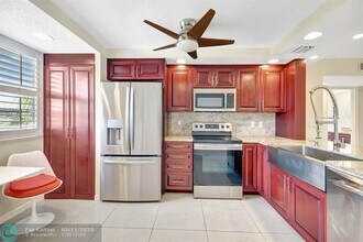 1805 Eleuthera Point in Coconut Creek, FL - Building Photo - Building Photo