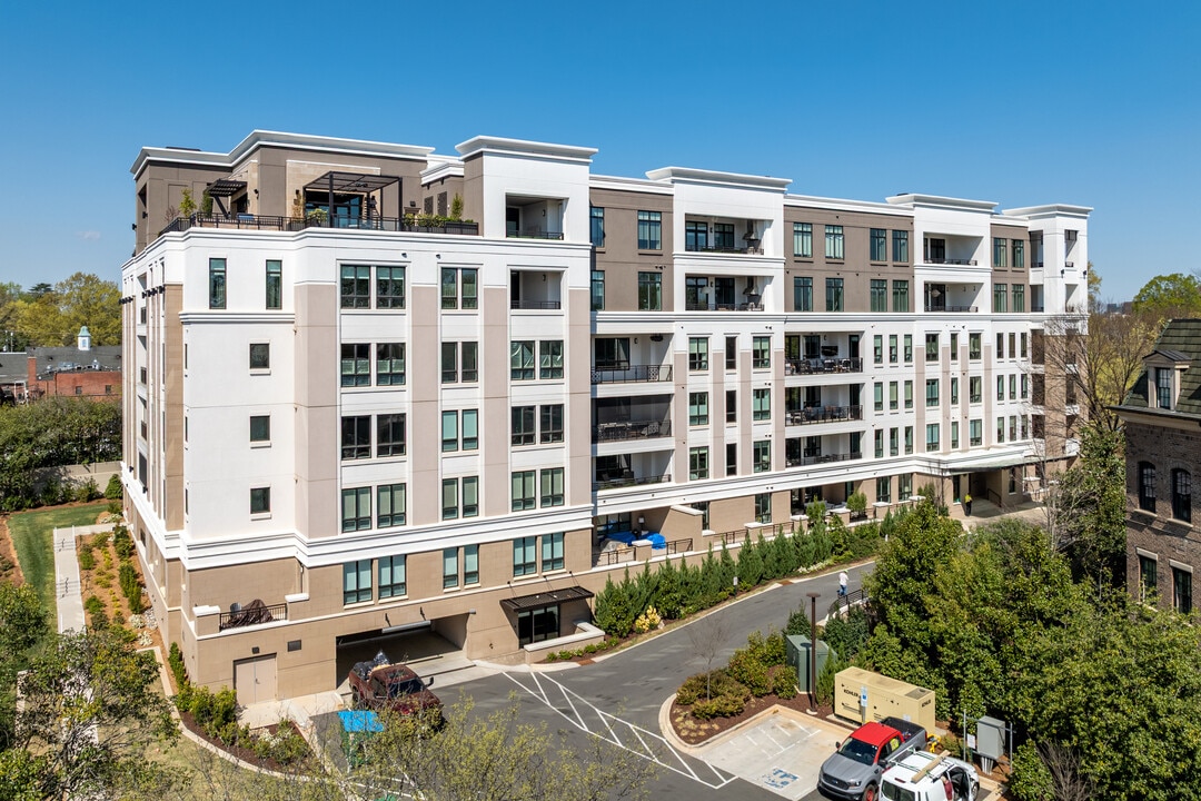 The Regent at Eastover in Charlotte, NC - Building Photo