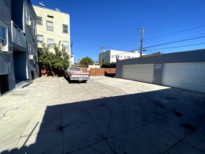 244 S Alexandria Ave in Los Angeles, CA - Building Photo - Building Photo