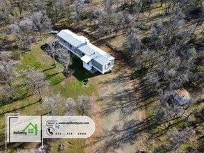 16359 Hawthorne Ave in Anderson, CA - Building Photo - Building Photo