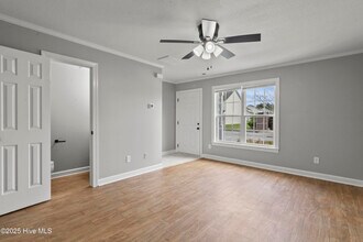 1006 Springwood Dr in Jacksonville, NC - Building Photo - Building Photo