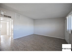 2123 W Devonshire Ave in Phoenix, AZ - Building Photo - Building Photo