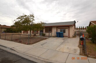 3646 Longfellow St in Las Vegas, NV - Building Photo - Building Photo