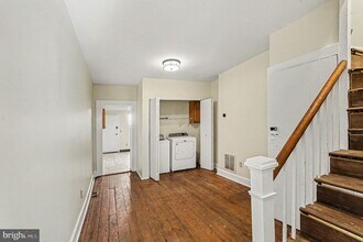 229 S Fremont Ave in Baltimore, MD - Building Photo - Building Photo