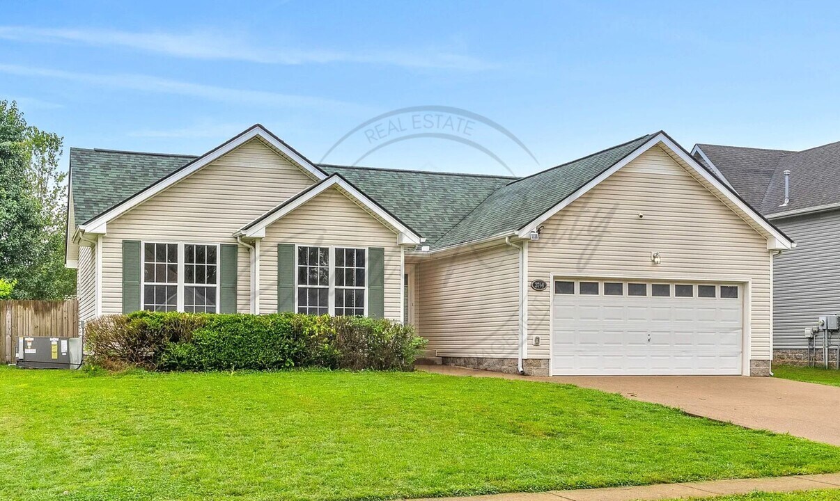 3704 Kendra Ct S in Clarksville, TN - Building Photo