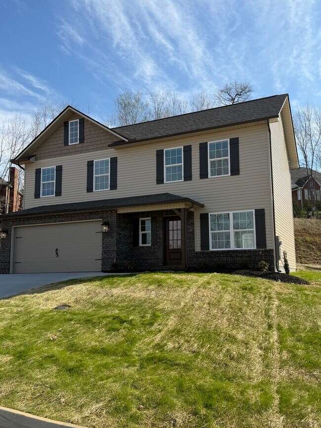 2628 Parkers Mdw Ln in Knoxville, TN - Foto de edificio - Building Photo