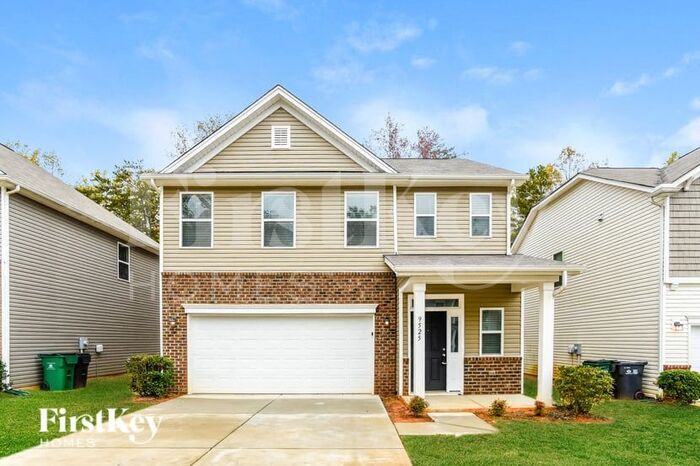9525 Blue Knoll Ct in Charlotte, NC - Building Photo