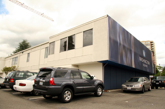 Washington Square Phase I in Bellevue, WA - Foto de edificio - Building Photo