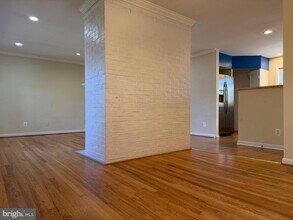 5206 Easton Dr in Springfield, VA - Building Photo - Building Photo