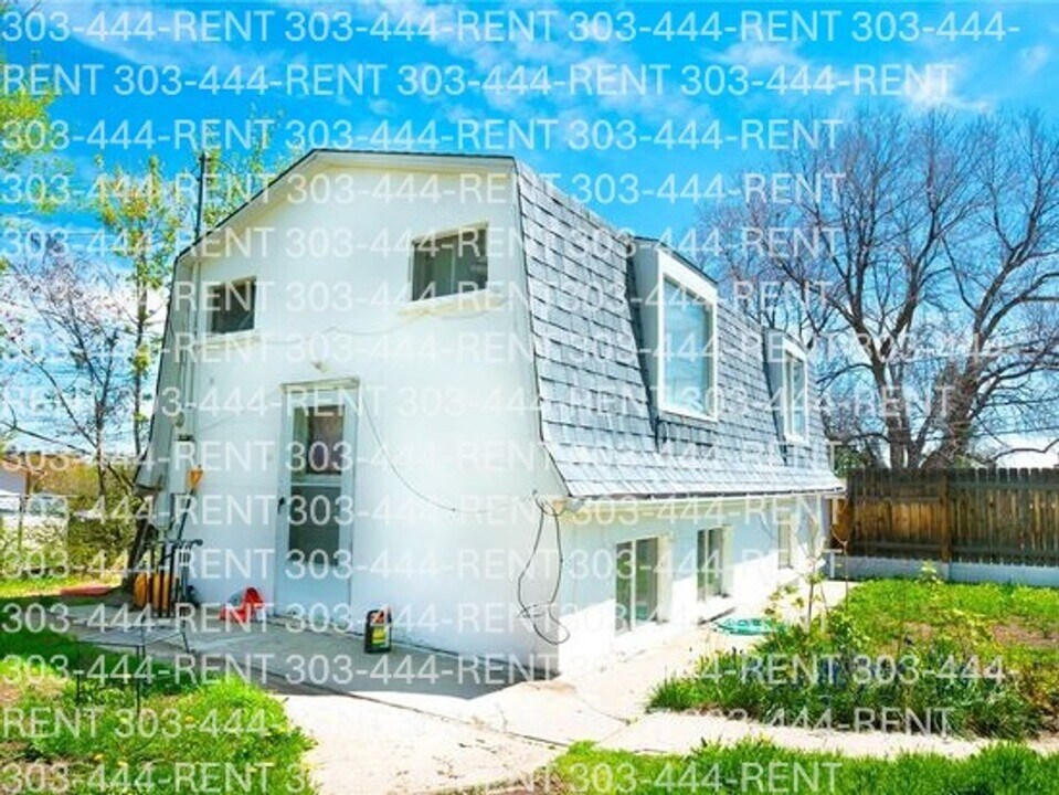 3625 W 10th Ave in Denver, CO - Building Photo