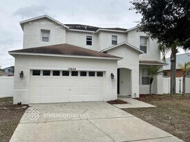 10604 Bamboo Rod Cir, Unit 8221 Riverview Lane #71 in Riverview, FL - Building Photo