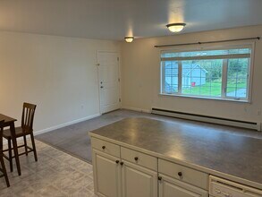 1794 E Neil Cir in Wasilla, AK - Building Photo - Building Photo